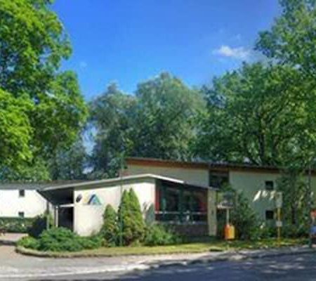 Jugendherberge Ernst Reuter Glienicke/Nordbahn Bagian luar foto